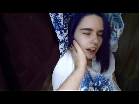 ❤️ Fandt min søster i skabet og hjalp hende med at komme ❤️ Fucking video at da.camasexys.top ️